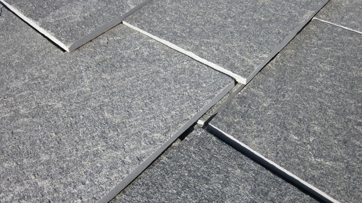 KAVALA, Bodenplatten, gespalten mit gesägten Kanten, 30 x freie Längen x 1-3 cm