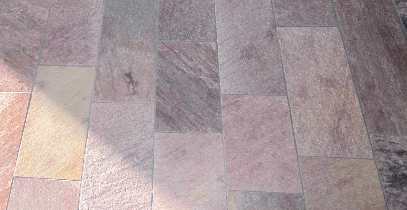 RODURAS, Bodenplatten, gespalten mit gesägten Kanten, 30 x freie Längen x 2,5-3,5 cm